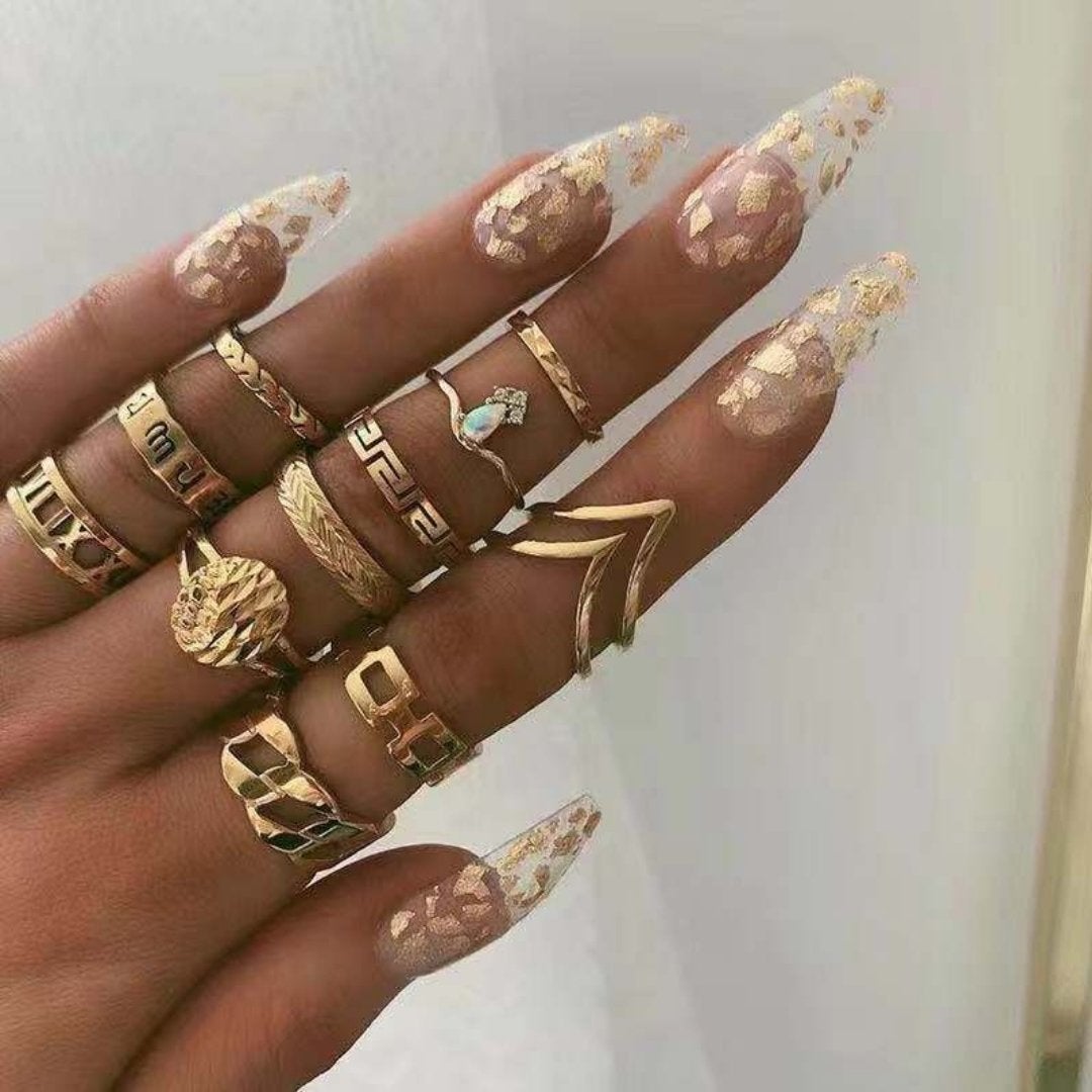 Unique package with 8 to 12 rings