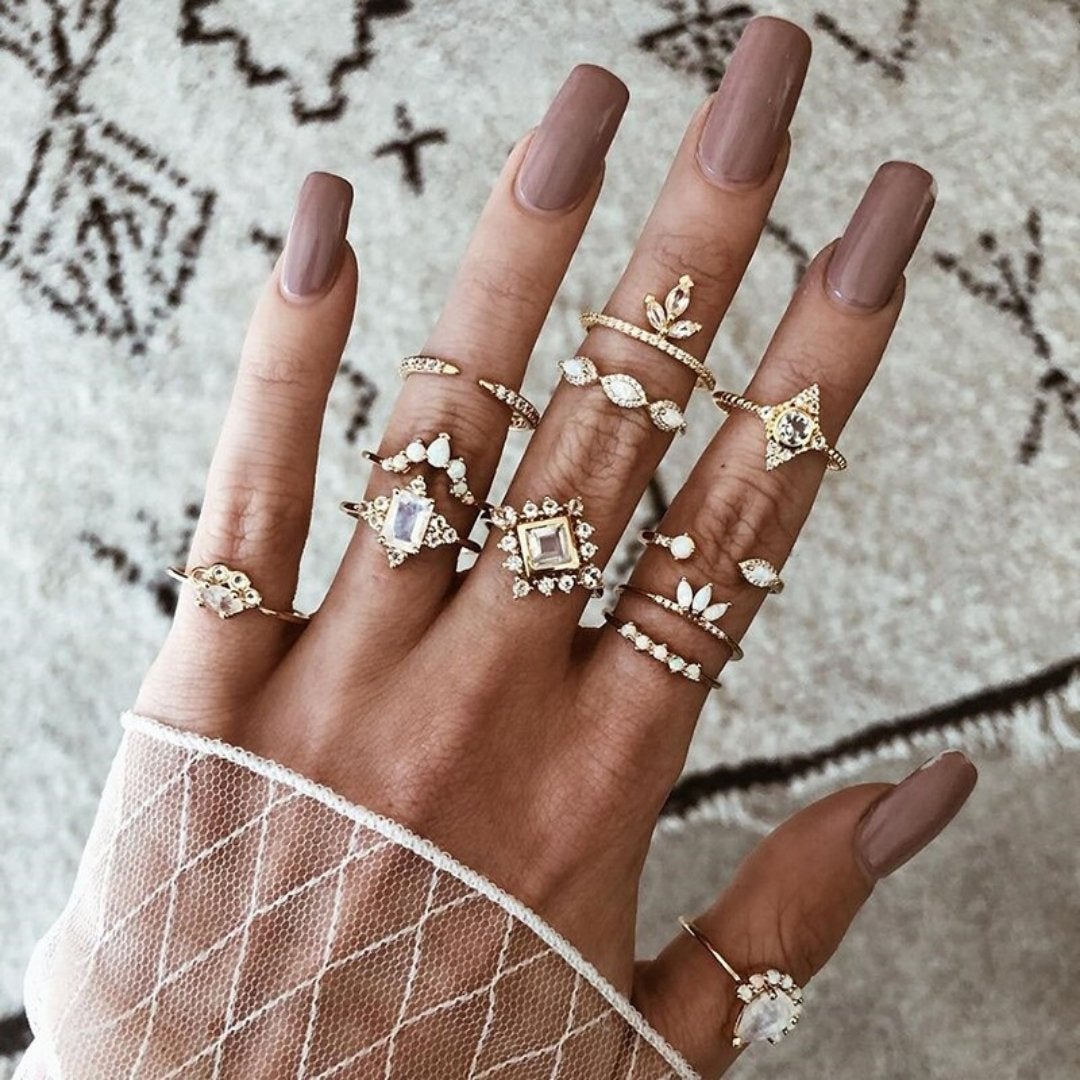 Unique package with 8 to 12 rings