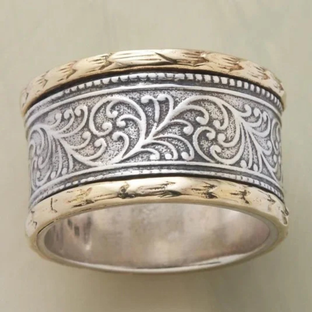 Amelia | Vintage Golden & Silver Ring