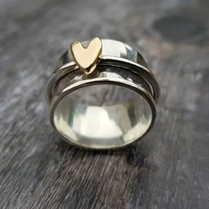 Vintage Dangling Heart Silver Ring