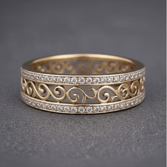 Pavé Edge Gold Luxe Ring