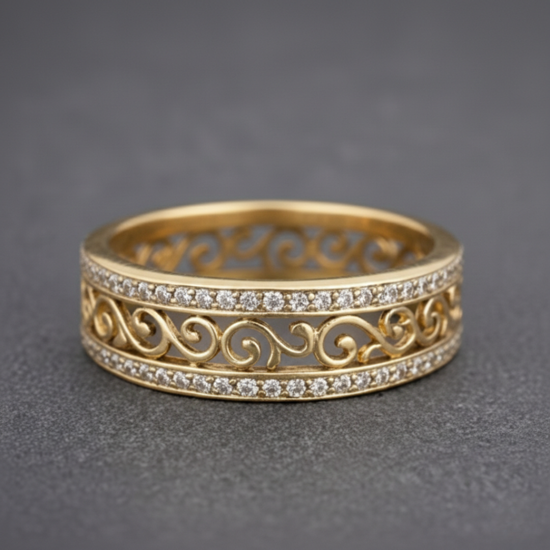 Engraved Heritage Gold Ring