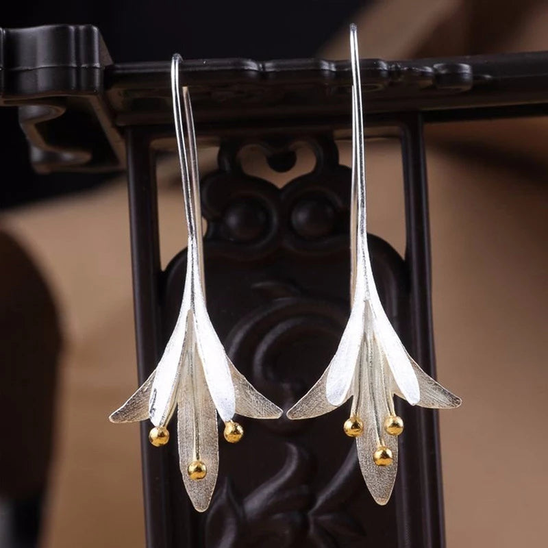 Exclusive Silver Floral Earrings