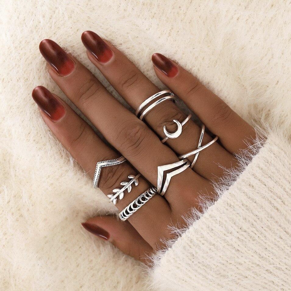 Unique package with 8 to 12 rings