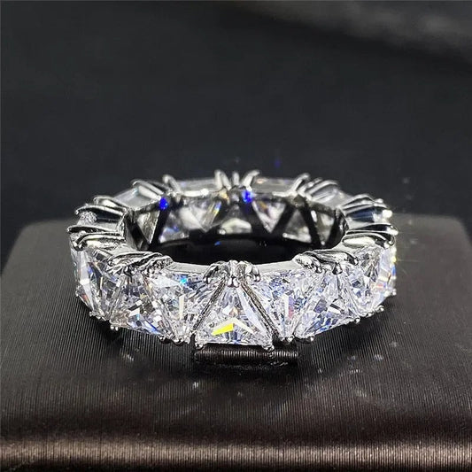 Vintage Silver Triangular Stone Eternity Ring
